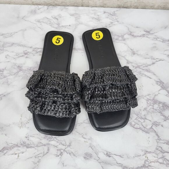 FARM Rio Black Ruffled Slide Sandals - Picture 1 of 5